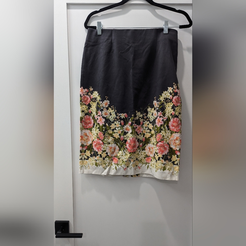 Women's J. Jill pencil floral skirt